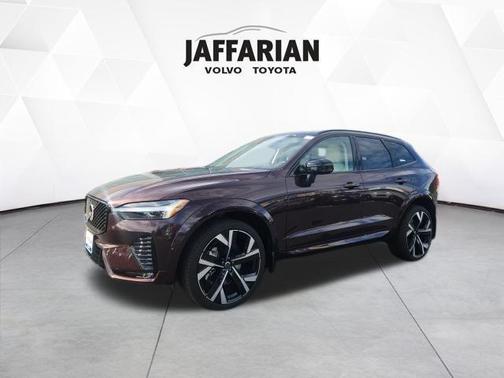 2026 Volvo XC60 B5 Ultra