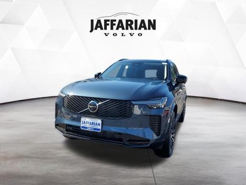 Denim Blue Metallic 2026 Volvo XC90 B6 Ultra