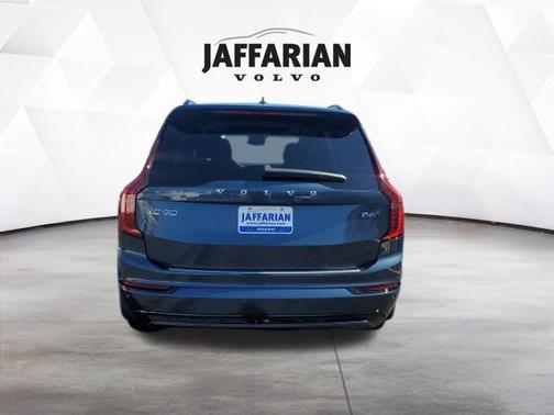 Denim Blue Metallic 2026 Volvo XC90 B6 Ultra