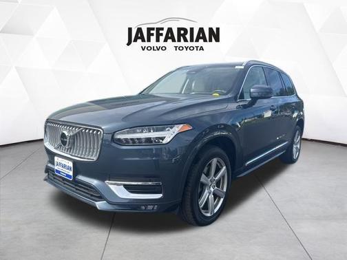 2024 Volvo XC90 B6 Core Bright Theme
