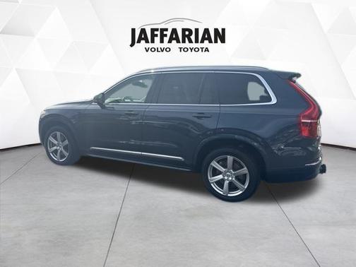 2024 Volvo XC90 B6 Core Bright Theme