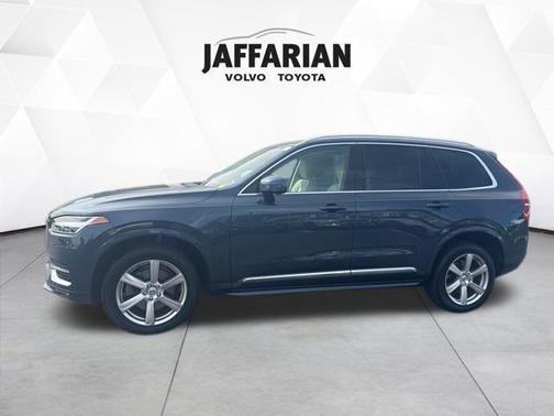 2024 Volvo XC90 B6 Core Bright Theme