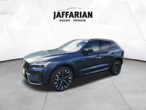 2026 Volvo XC60 B5 Ultra