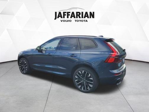 2026 Volvo XC60 B5 Ultra