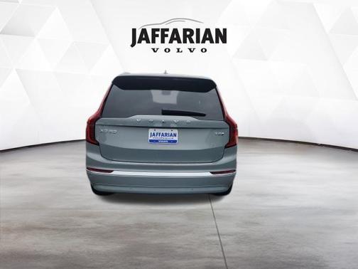 2026 Volvo XC90 Plug-In Hybrid T8 Plus 7-Seater