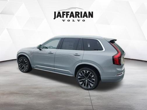 2026 Volvo XC90 Plug-In Hybrid T8 Plus 7-Seater