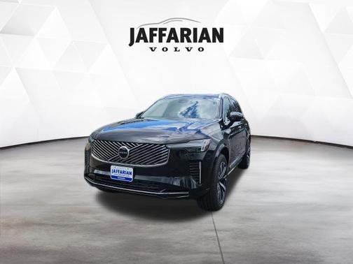 Onyx Black Metallic 2026 Volvo XC90 Core, B5 AWD Gas (mild hybrid), Gasoline, Bright, 7 Seats