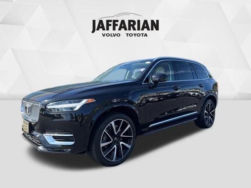 2023 Volvo XC90 B6 Plus 7-Seater