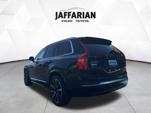 2023 Volvo XC90 B6 Plus 7-Seater