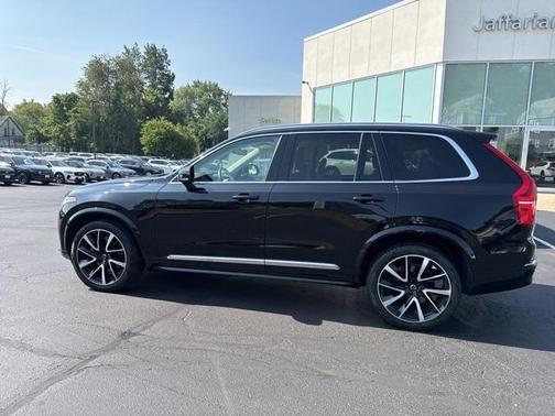 2023 Volvo XC90 B6 Plus 7-Seater