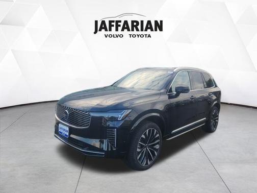 2026 Volvo XC90 B6 Plus 7-Seater