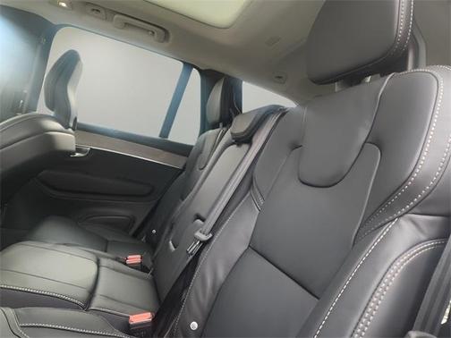 2025 Volvo XC90 Plug-In Hybrid T8 Ultra 7-Seater