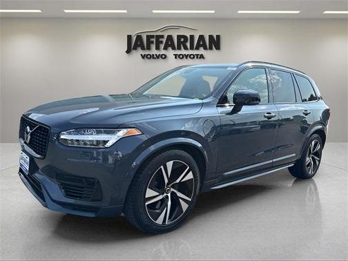 2022 Volvo XC90 Recharge Plug-In Hybrid T8 R-Design Extended Range 7P