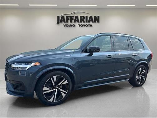 2022 Volvo XC90 Recharge Plug-In Hybrid T8 R-Design Extended Range 7P