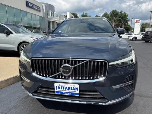 2023 Volvo XC60 B5 Plus Bright Theme