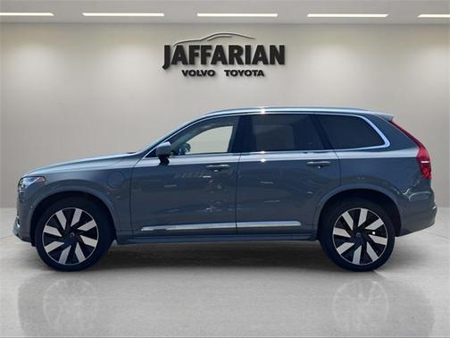2023 Volvo XC90 Recharge Plug-In Hybrid T8 Ultimate 6-Seater
