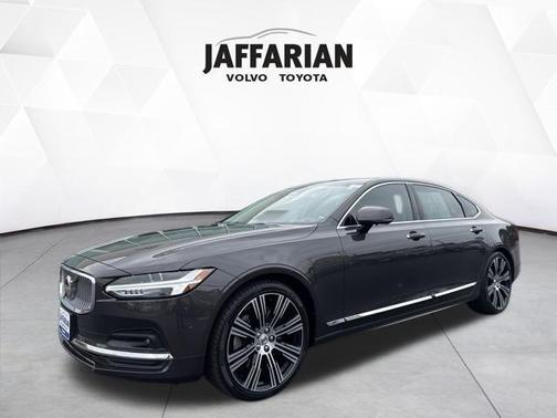 2022 Volvo S90 B6 Inscription