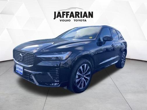 2025 Volvo XC60 B5 Core