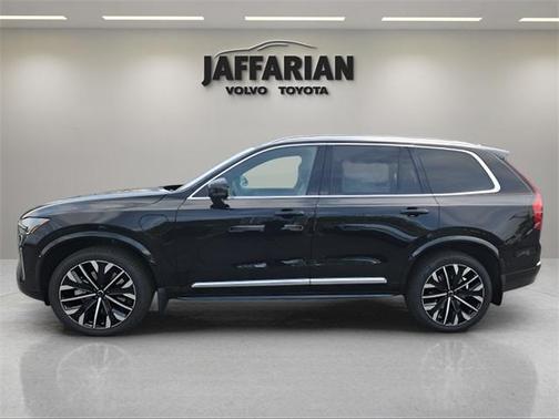 2025 Volvo XC90 Plug-In Hybrid T8 Plus 7-Seater