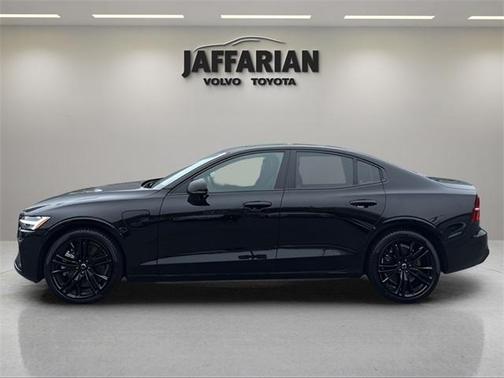 2024 Volvo S60 Recharge Plug-In Hybrid T8 Plus Black Edition