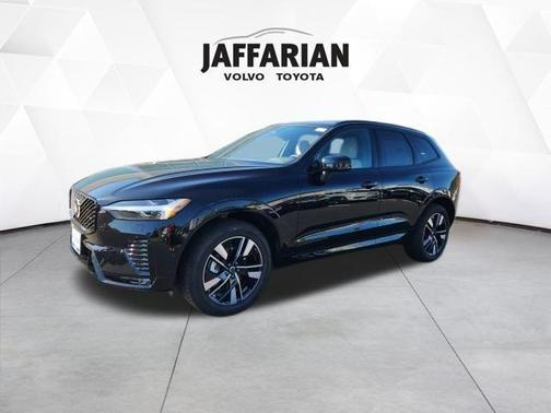 2026 Volvo XC60 B5 Plus