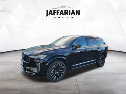 Onyx Black Metallic 2026 Volvo XC90 B6 Ultra