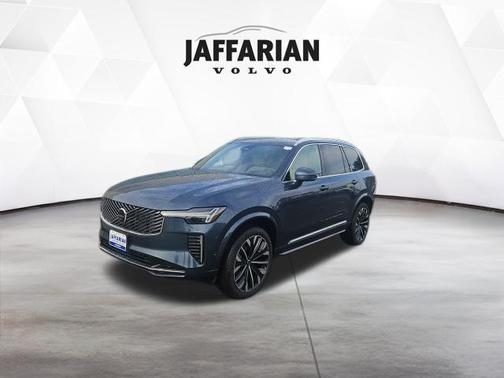 Denim Blue Metallic 2026 Volvo XC90 B6 Plus 7-Seater