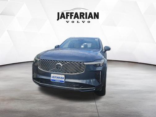 Denim Blue Metallic 2026 Volvo XC90 B6 Plus 7-Seater