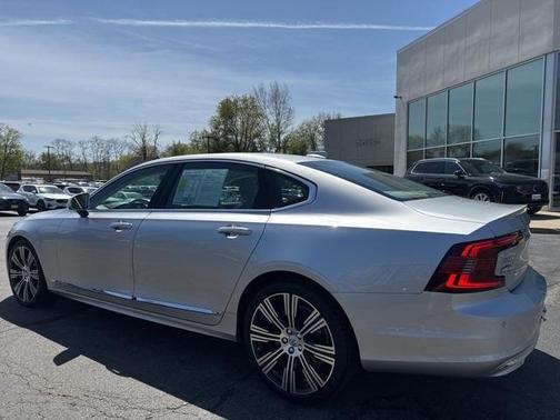 2022 Volvo S90 B6 Inscription