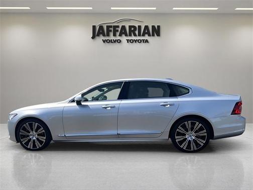 2022 Volvo S90 B6 Inscription