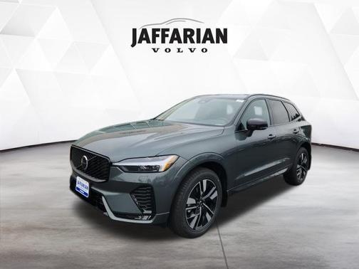 2026 Volvo XC60 B5 Core