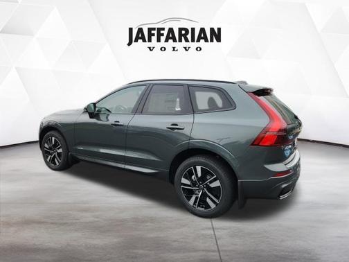 2026 Volvo XC60 B5 Core