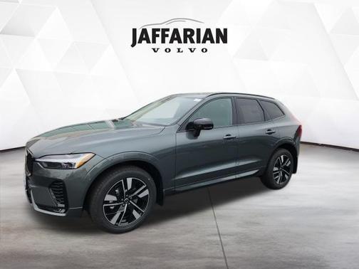 2026 Volvo XC60 B5 Core