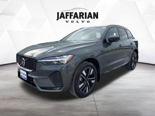 2026 Volvo XC60 B5 Core