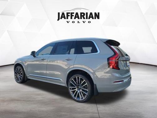 Gray Metallic 2026 Volvo XC90 B5 Plus
