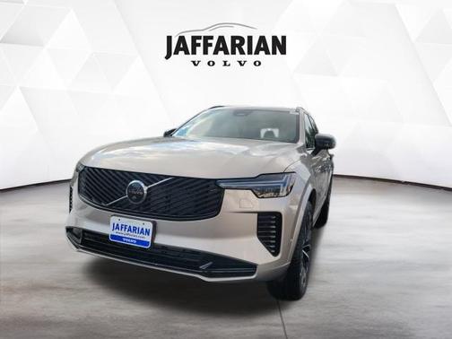 Bright Dusk Metallic 2026 Volvo XC90 B6 Ultra