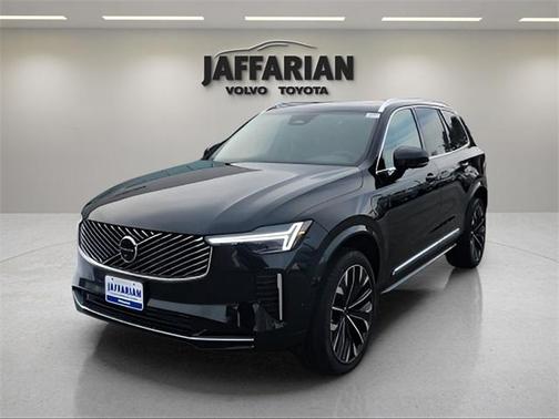 2025 Volvo XC90 Plug-In Hybrid T8 Plus 7-Seater