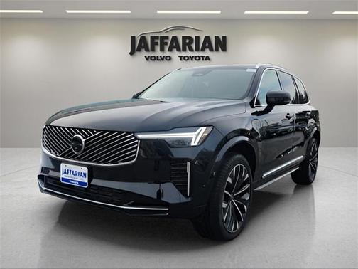 2025 Volvo XC90 Plug-In Hybrid T8 Plus 7-Seater