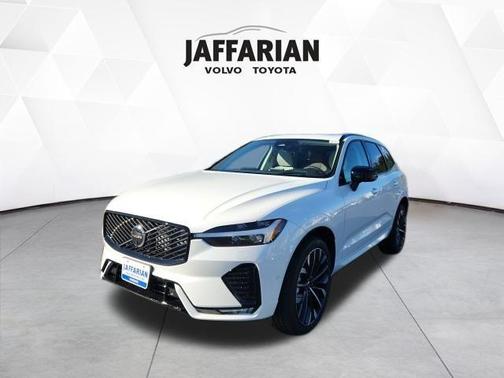 2026 Volvo XC60 B5 Ultra