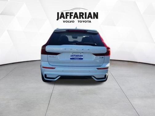 2026 Volvo XC60 B5 Ultra