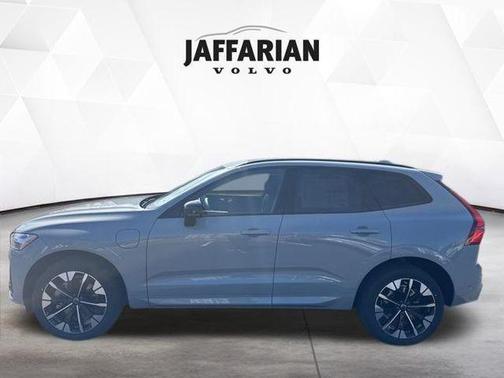 Gray Metallic 2026 Volvo XC60 Plug-In Hybrid T8 Plus