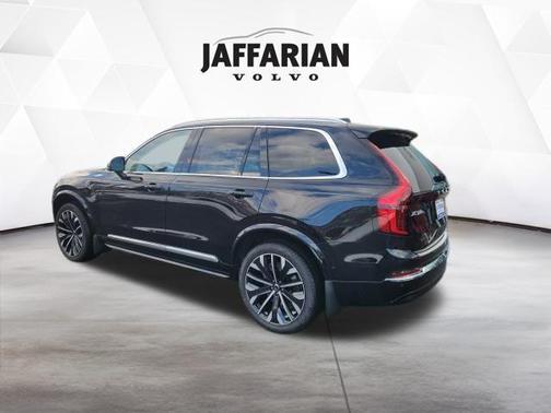 2026 Volvo XC90 Plug-In Hybrid T8 Ultra 6-Seater