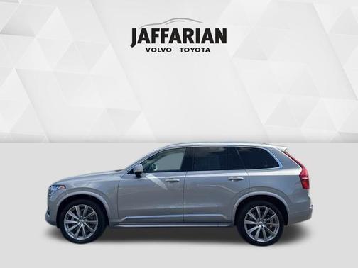 2023 Volvo XC90 B6 Ultimate 7-Seater