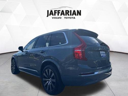 2023 Volvo XC90 B6 Plus 7-Seater