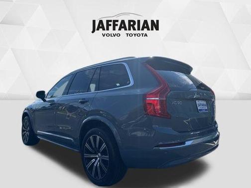 2023 Volvo XC90 B6 Plus 7-Seater