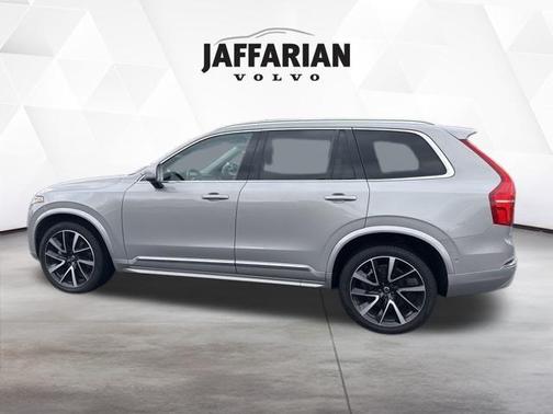 2023 Volvo XC90 B6 Plus 7-Seater