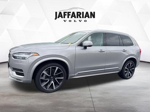 2023 Volvo XC90 B6 Plus 7-Seater