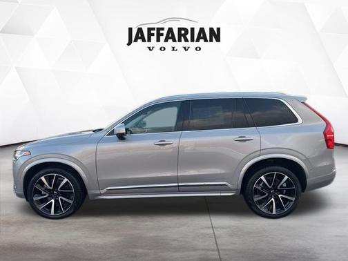 2023 Volvo XC90 B6 Plus 7-Seater
