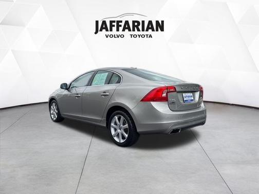 2016 Volvo S60 T5 Premier