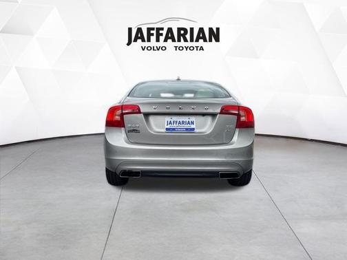 2016 Volvo S60 T5 Premier